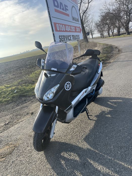 Yamaha XMax 250cc