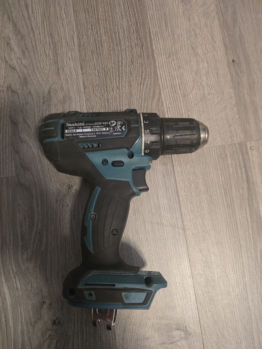 Corp filetanta makita defecta