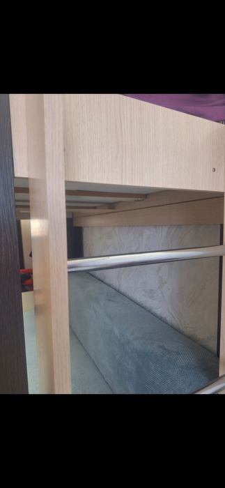 Продам двух-ярусную кровать-диван