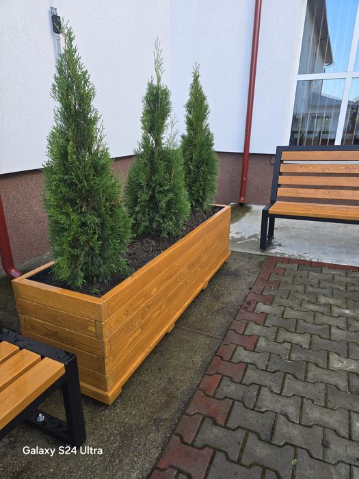 Mobilier de gradina/urban  mese,banci,ghivece