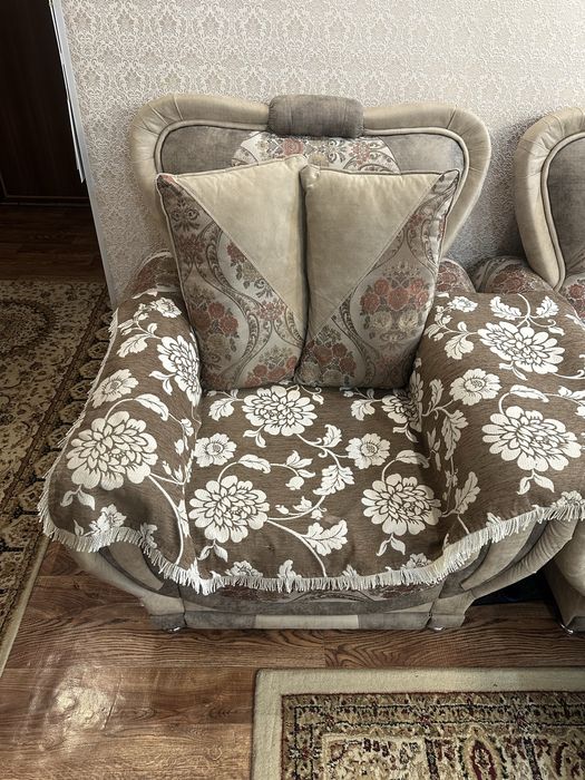 Продам диван в отличном состоянии