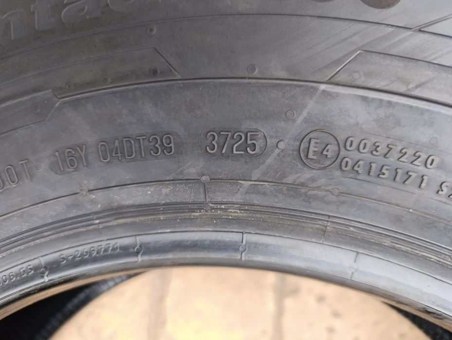 Нови летни гуми Continental 225/75/16 C 121/120,Дот 2025