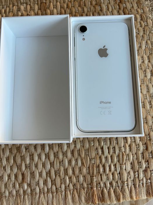 Iphone XR,64gb alb Bonus :folie sticla +2huse