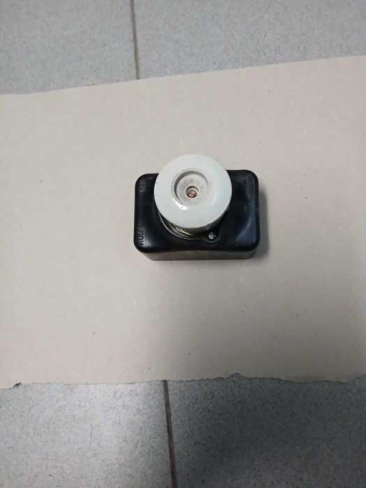 Основа за ел.табла 63А-6,комплет капачка+бушон.