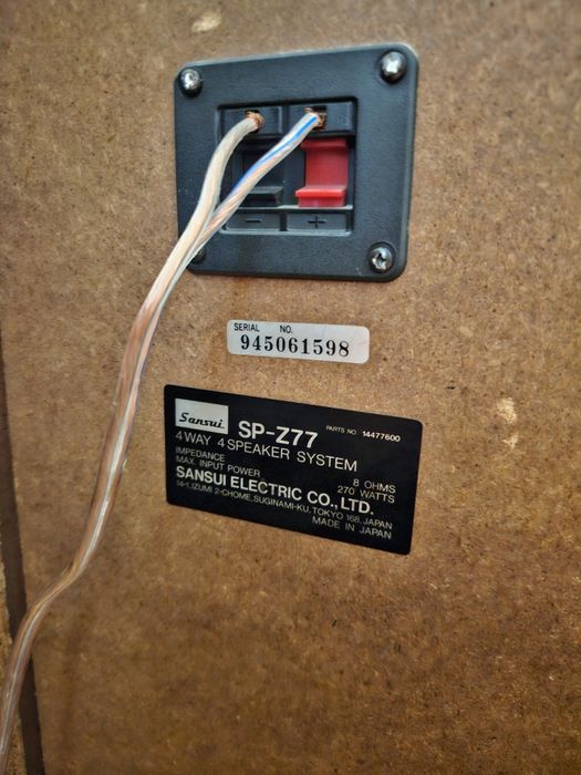 Boxe Vintage Sansui SP Z77
