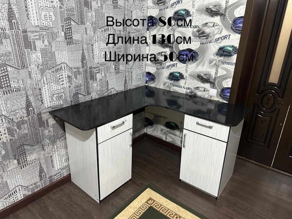 Продам парту, компьютерный стол