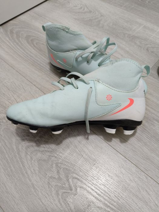 Ghete fotbal copii , crampoane.