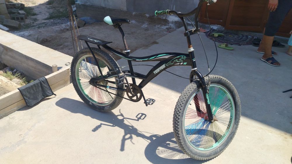 Velosiped BMX sotiladi