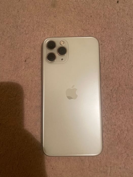 Айфон 11 про……….. торг разумный