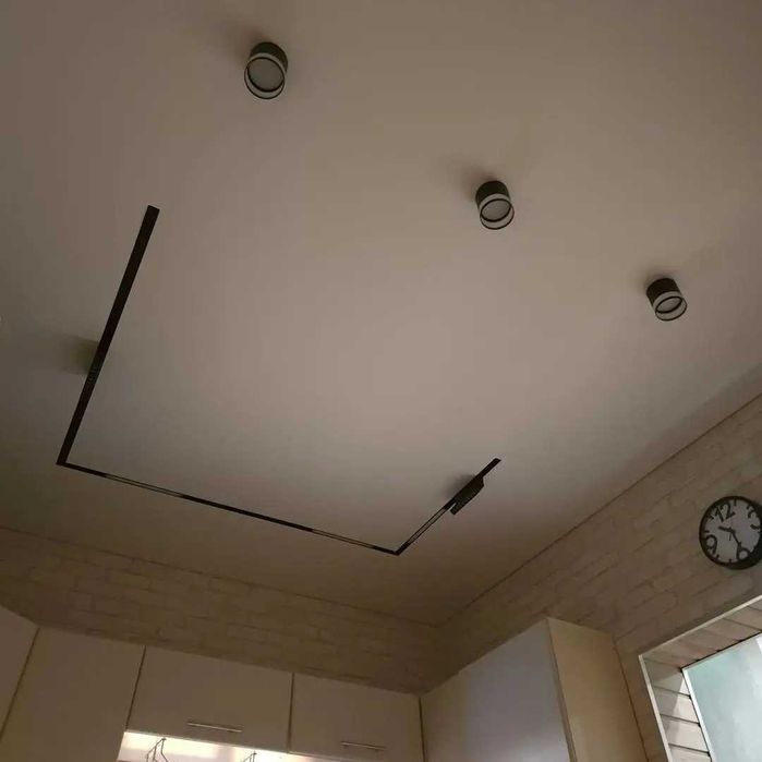 Потолок натяжной