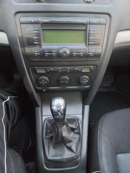 Skoda Octavia 1.6 benzina + gaz