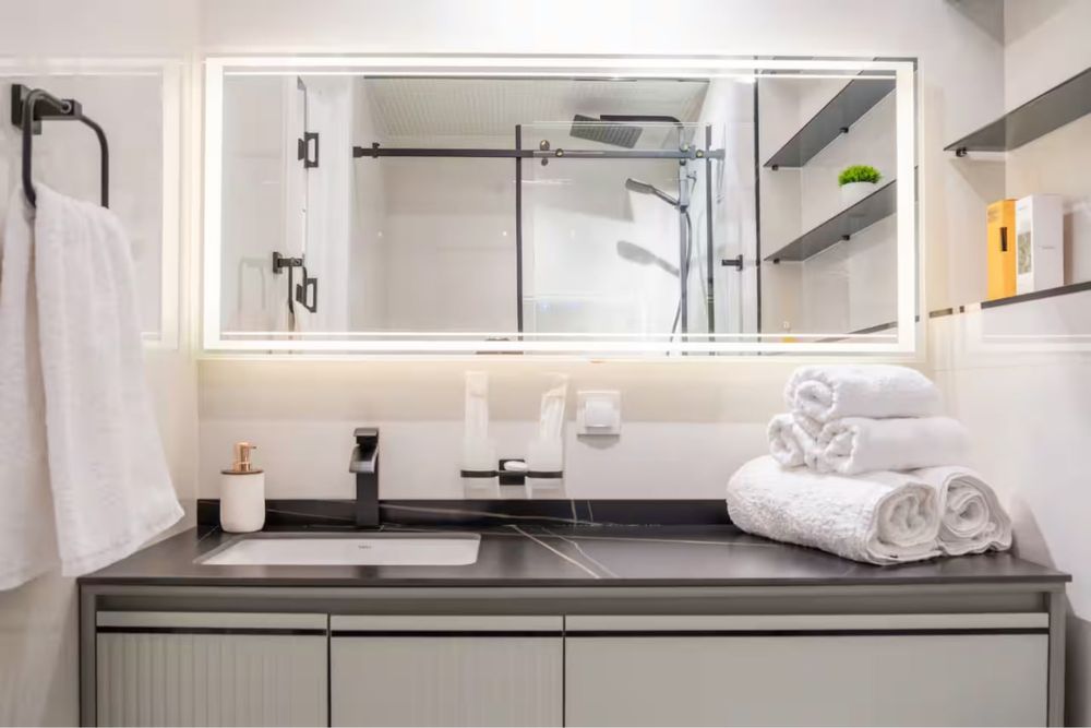 Суточно люкс квартира в центре ЖК U-Tower Все удобства