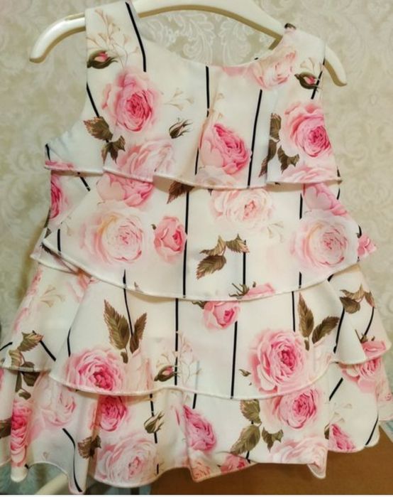 Нарядное платье для девочки