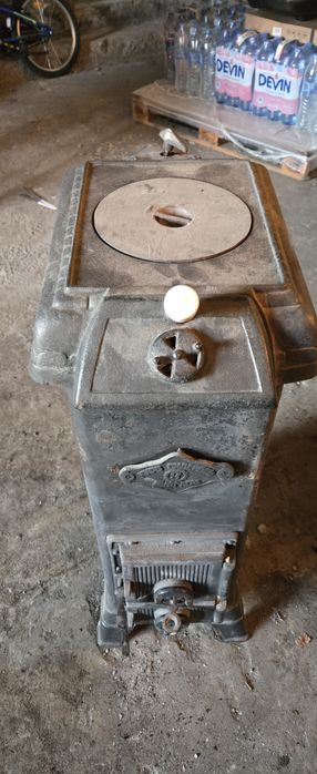 Ретро печка за дърва