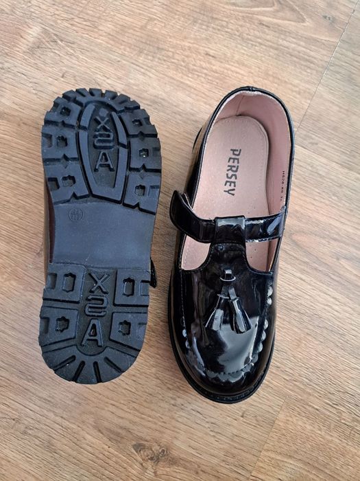 Туфельки на девочку 35 размер