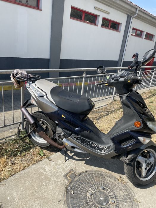 Vand scuter peugeot speedfight