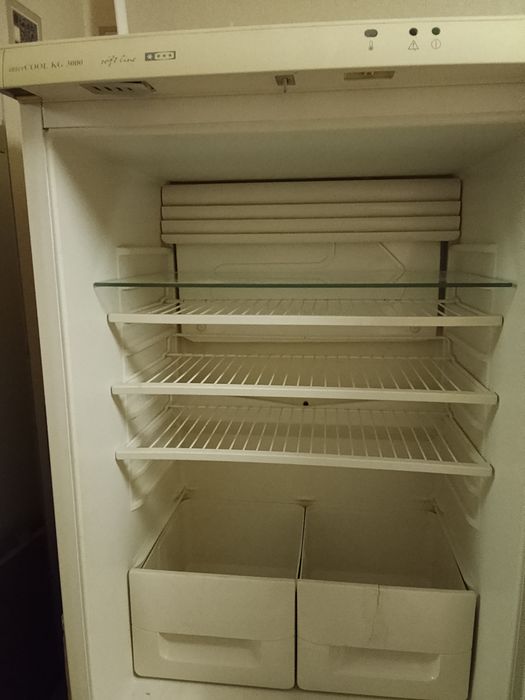 Продам недорого холодильник interCOOL KG 3000 за 10000