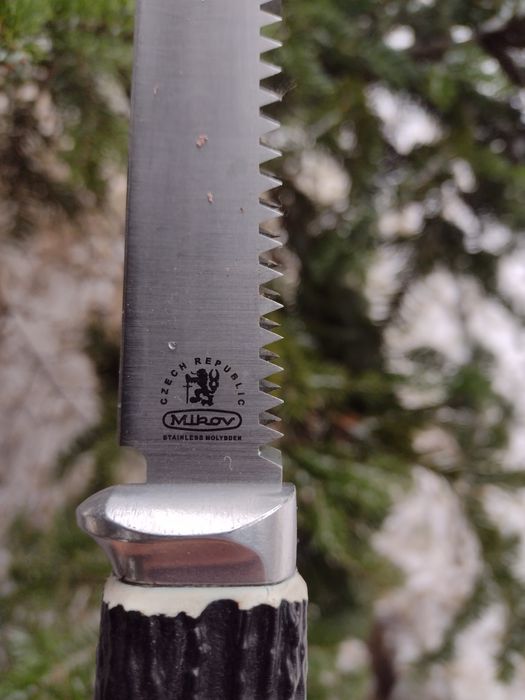 Vând cuțit de vânătoare Mikov Republica cehă