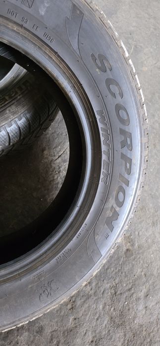 Гуми 2бр 215/65/17 - 1бр - 139лв