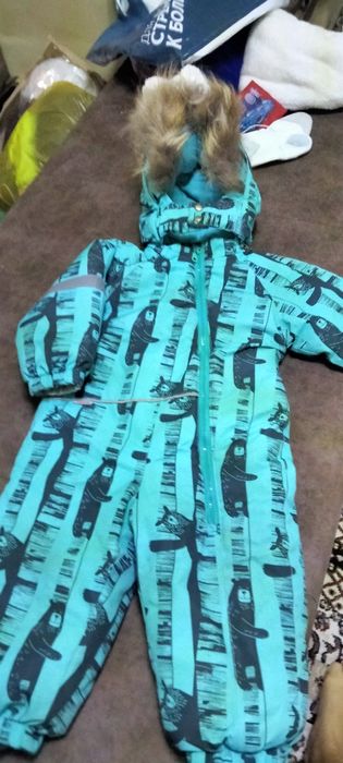 Продам детский зимний комбинезоны