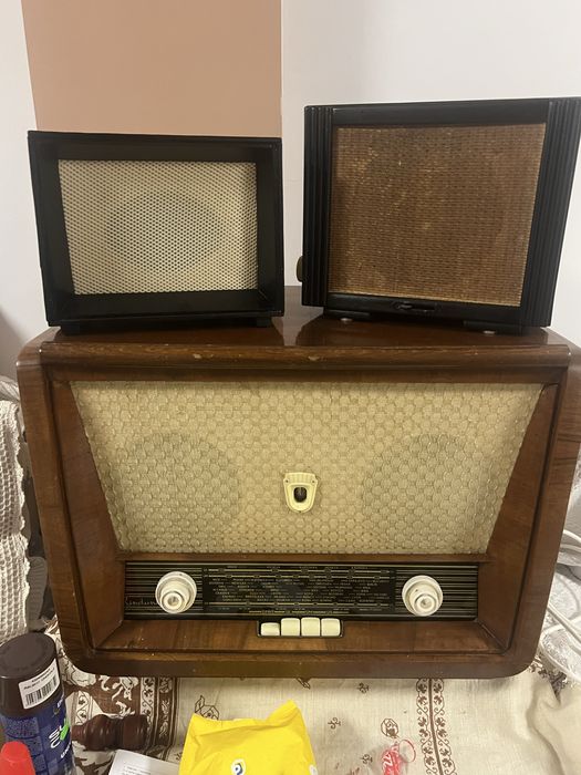 Lot radiouri de vanzare