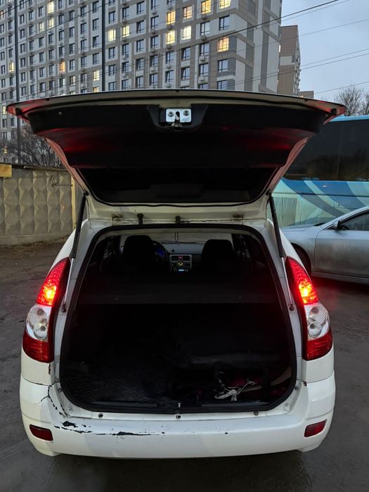 Лада приора универсал