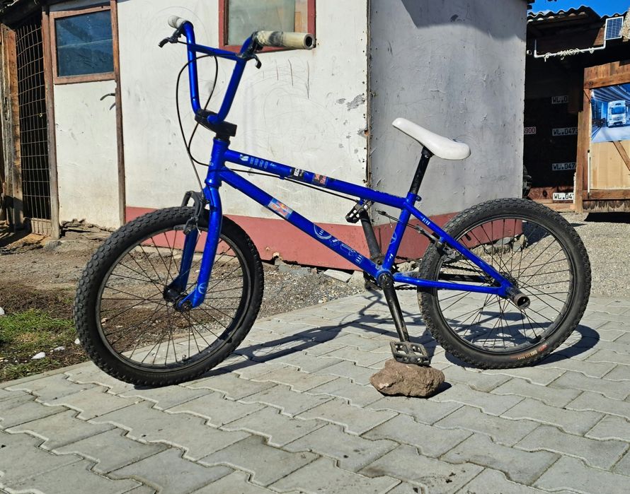 De vinzare bicicleta Bmx