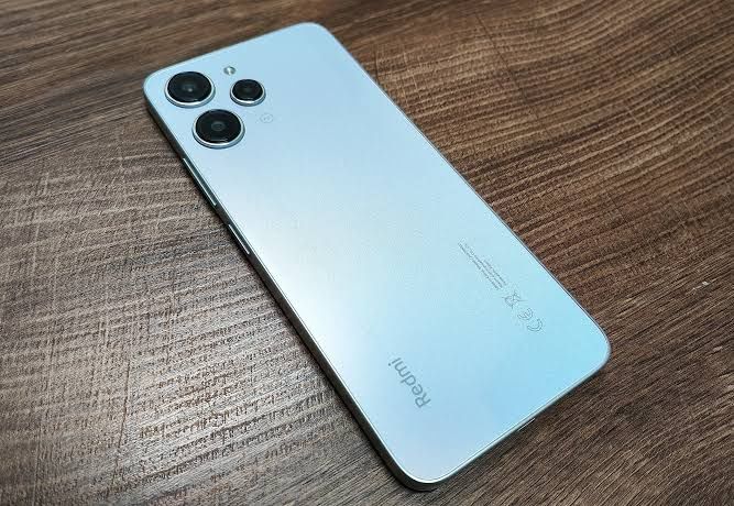 Продам redmi 12  8x256gb