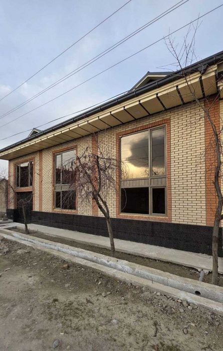 Найман махалласида 3 сотик ховли коробка сотувда