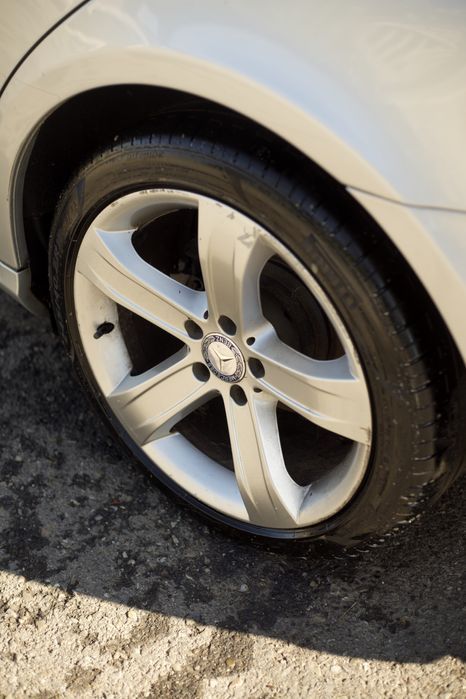 jante cu anvelope roți mercedes 245 40 r18 originale