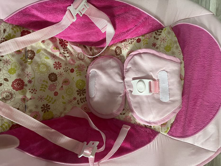 Шезлонг-качеля для девочки