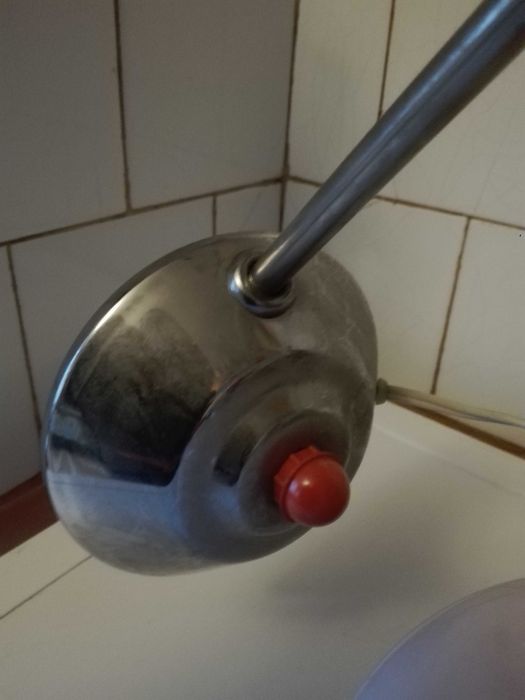 Лампа за стена и метален свещник .