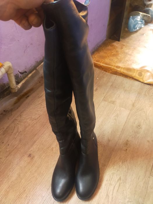 Женские сапоги новые