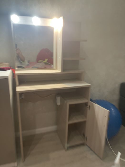 Туалетный столик