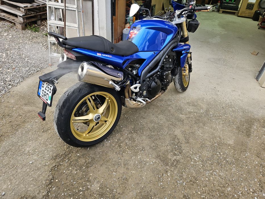 Triumph speed triple 2009