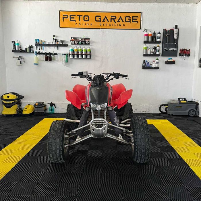 Pardoseala Modulara Garaj Service negru albastru rosu Made in Romania