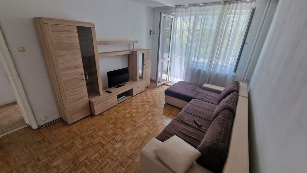 Închiriez apartament 3 camere în Grigorescu