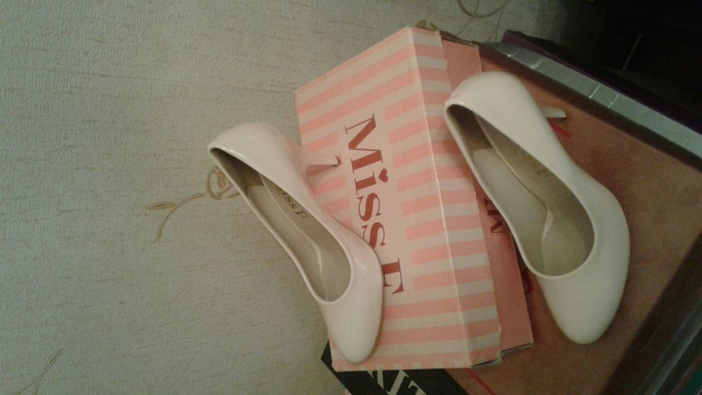 Продам туфли 38 размера