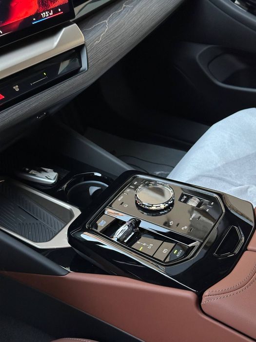 Bmw i5 50L full v tashkente