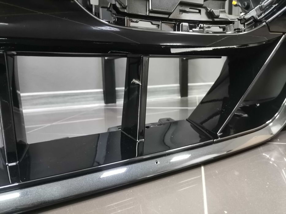 Предна Броня BMW 7 i7 G70 M Пакет БМВ 7 и7 Г70 М Хром Комплект - A44