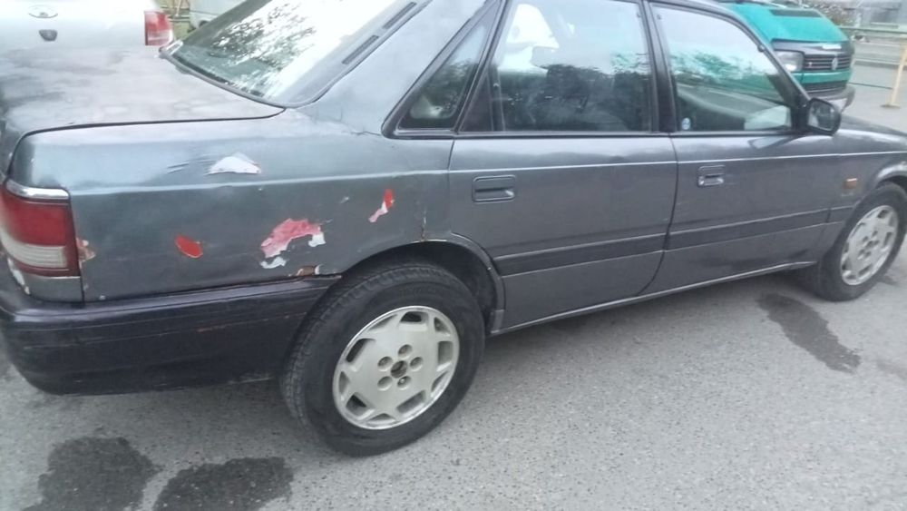 Срочно продам Мазду 626