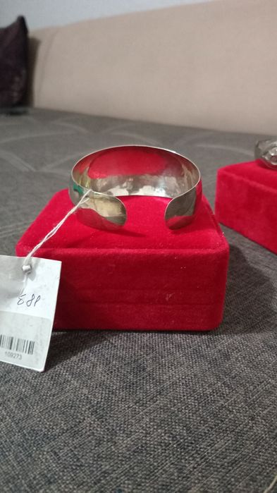 Продам новый серебряный блезик