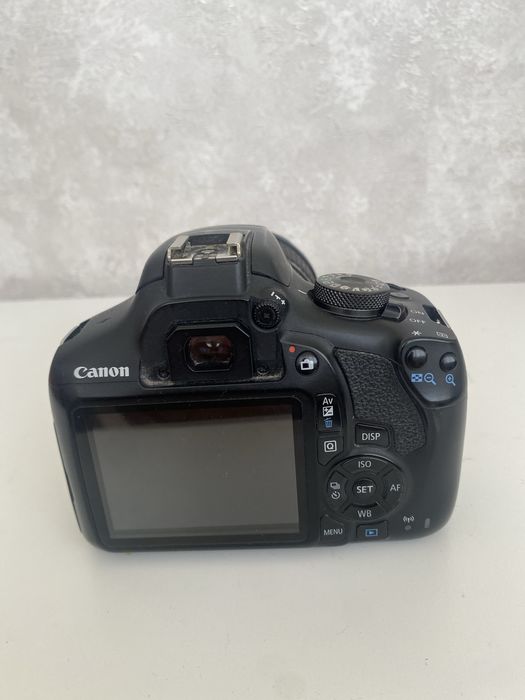 Canon 2000d фотоаппарат