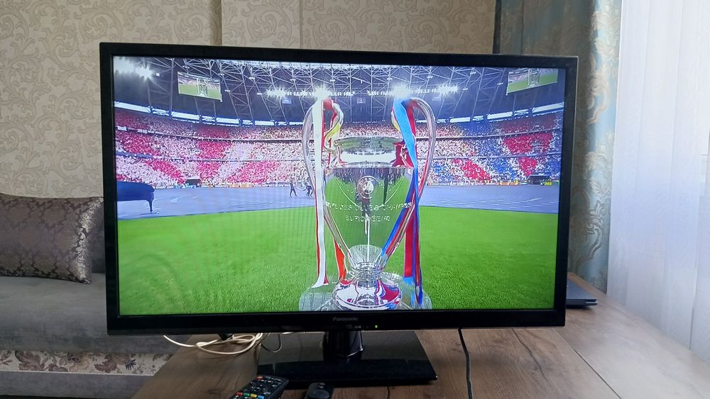 Тв Panasonic 32 дюйма + mi tv stick