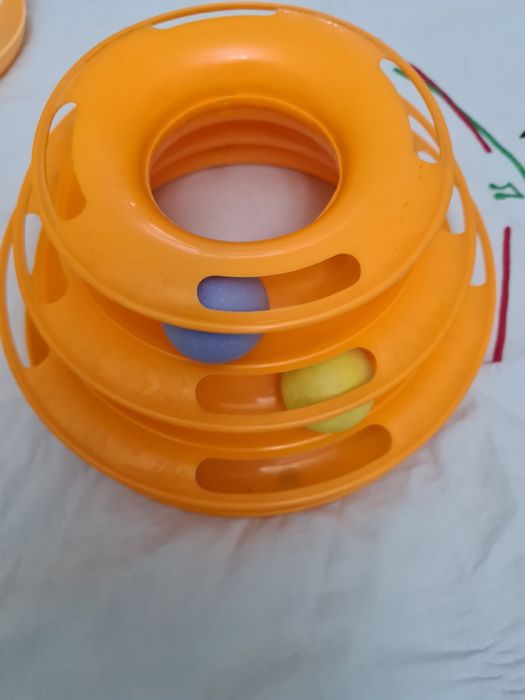 Продаётся интерактивная игрушка для кошек и собак.