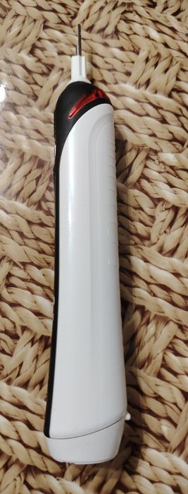 Електрическа четка за зъби oral-b