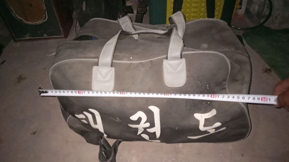 Багажниы сумка чемодан