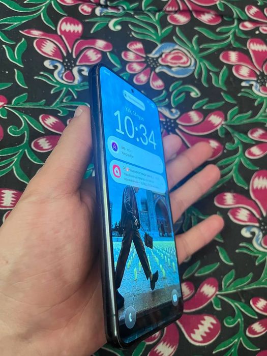 S22 plus 5g  holati odeal