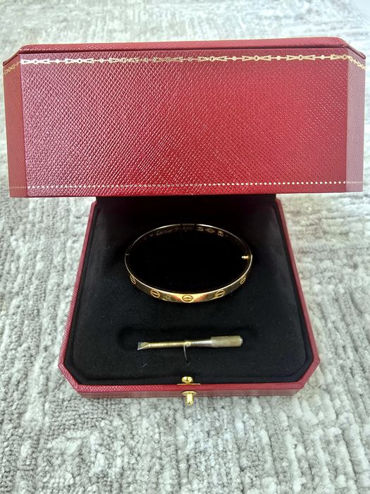 Cartier LOVE, браслет размер 18