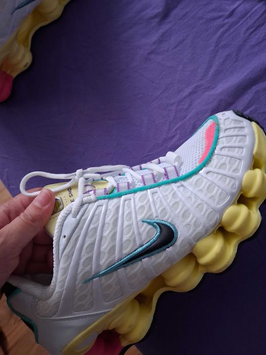Vand nike shox purtati doar o data